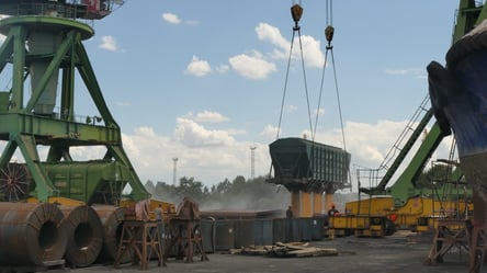 Основний потік українського експорту перенаправлять на Дунайські порти - 285x160