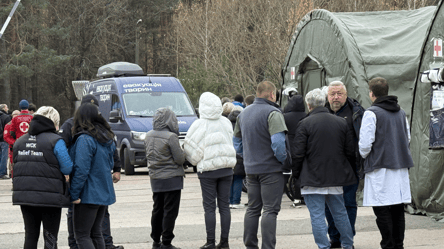 В Україні готуються зустрічати людей, які виїжджають з окупованих Олешок - 290x160