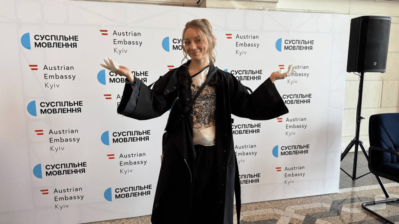 Команда работает без пауз: LELÉKA о подготовке к Евровидению