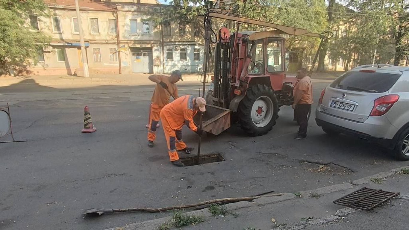 В Одессе идет ремонт дорог