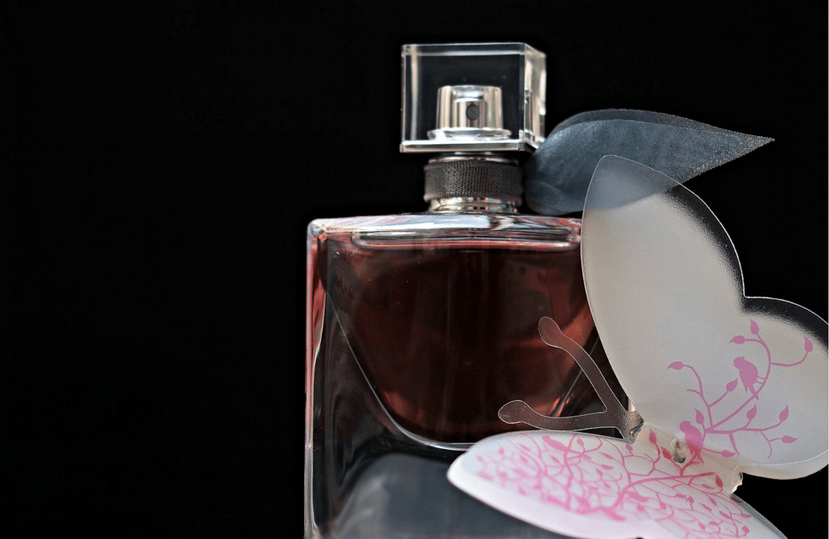 Кожній жінці хочеться мати власний аромат