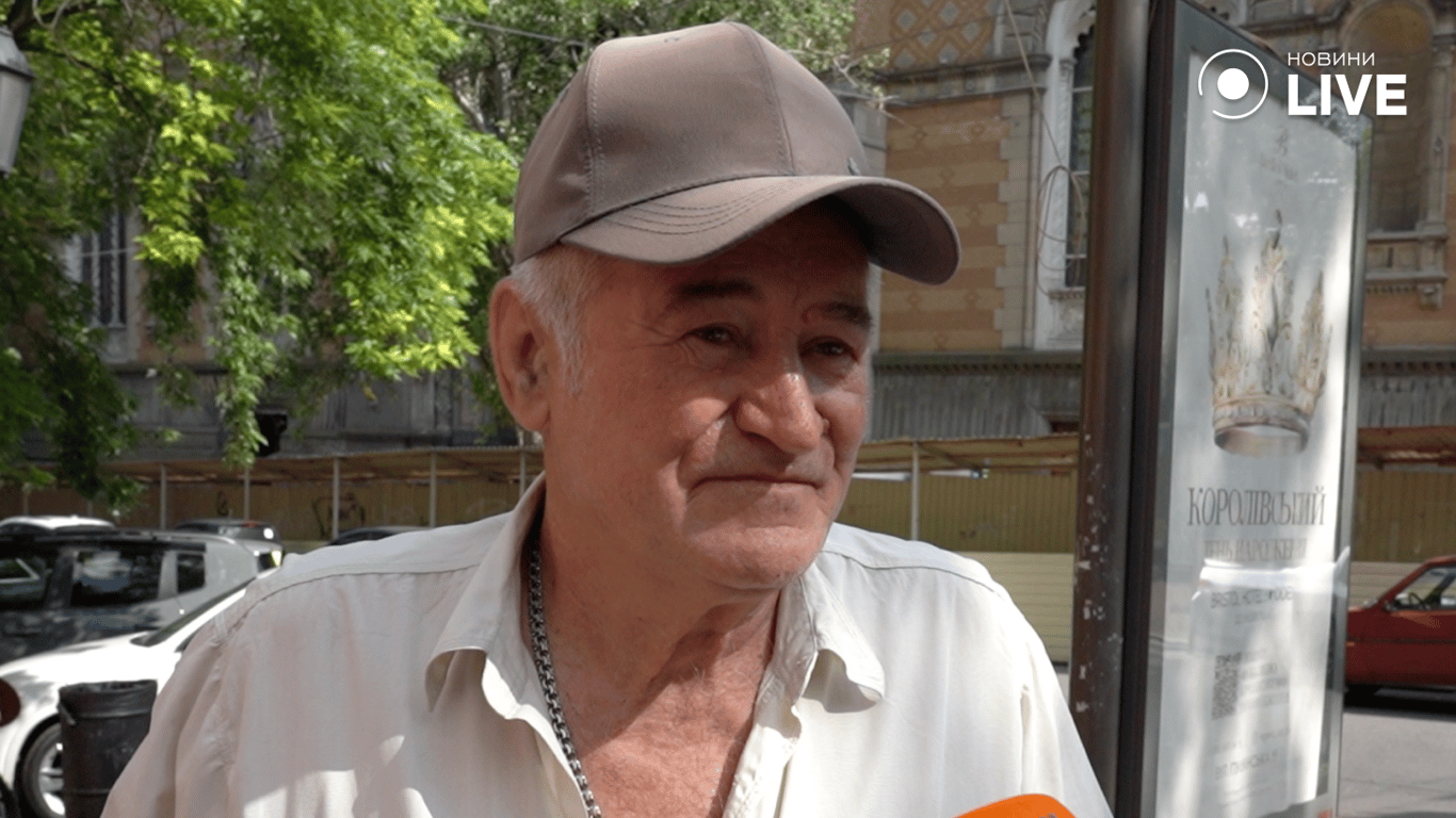 Леонид считает, что мириться не время