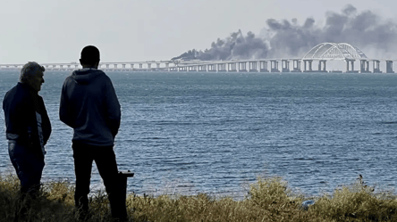 Украинский военный рассказал, когда Крымский мост будет окончательно разрушен - 285x160