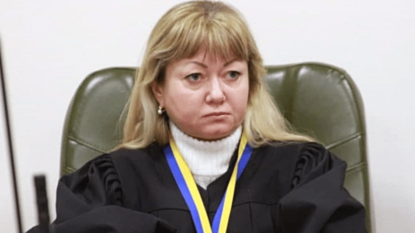 Суддя Колегаєва вирішила мобілізуватись і попросила зупинити її справу щодо "п'яної" ДТП