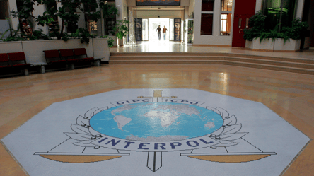 Польща подала у розшук Інтерполу двох українців — що відомо - 285x160