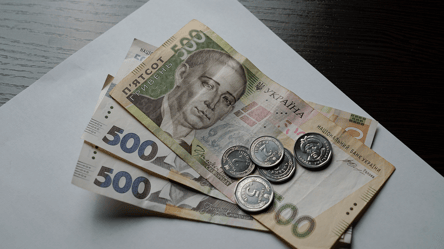 Пенсії по інвалідності: кому можуть скасувати виплати у квітні - 285x160