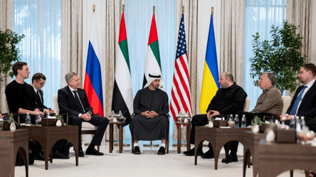 Російська делегація прибула в Абу-Дабі для переговорів - 290x160