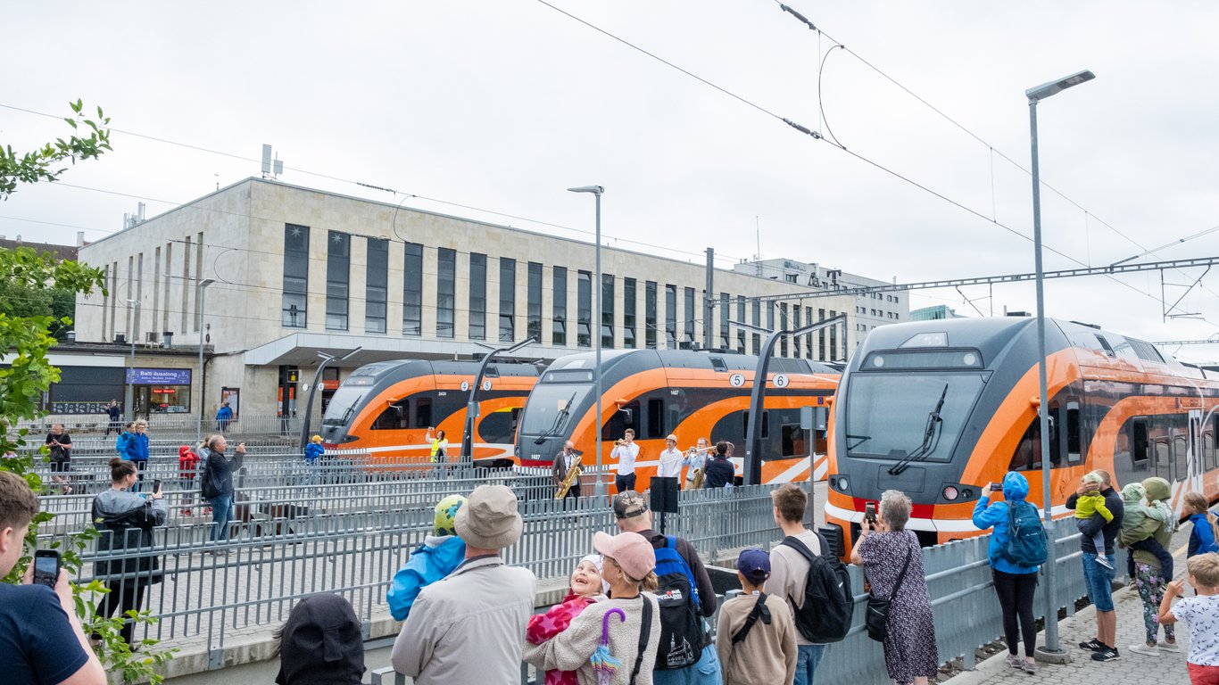 В эстонских поездах отменили бесплатный проезд для украинских беженцев
