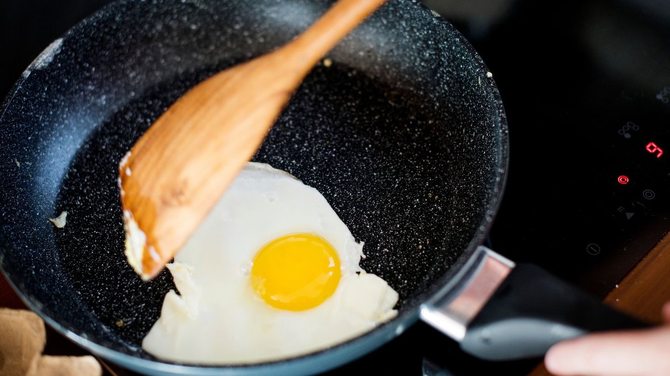 на якій олії краще смажити яйця 