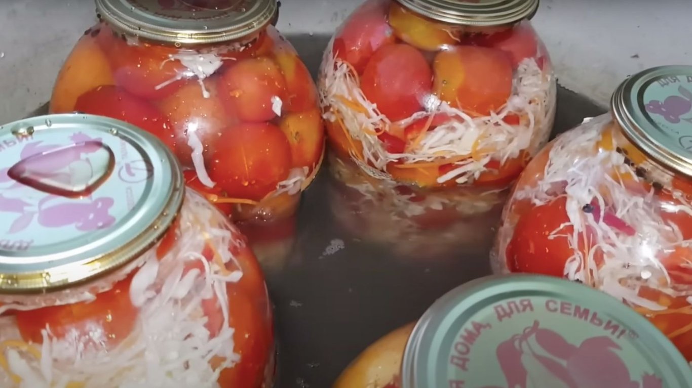 простий рецепт помідор на зиму