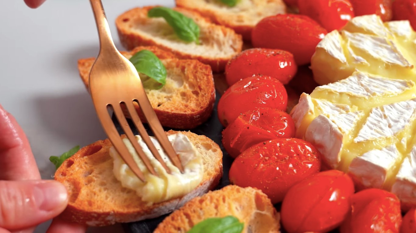 скільки часу запікати камамбер