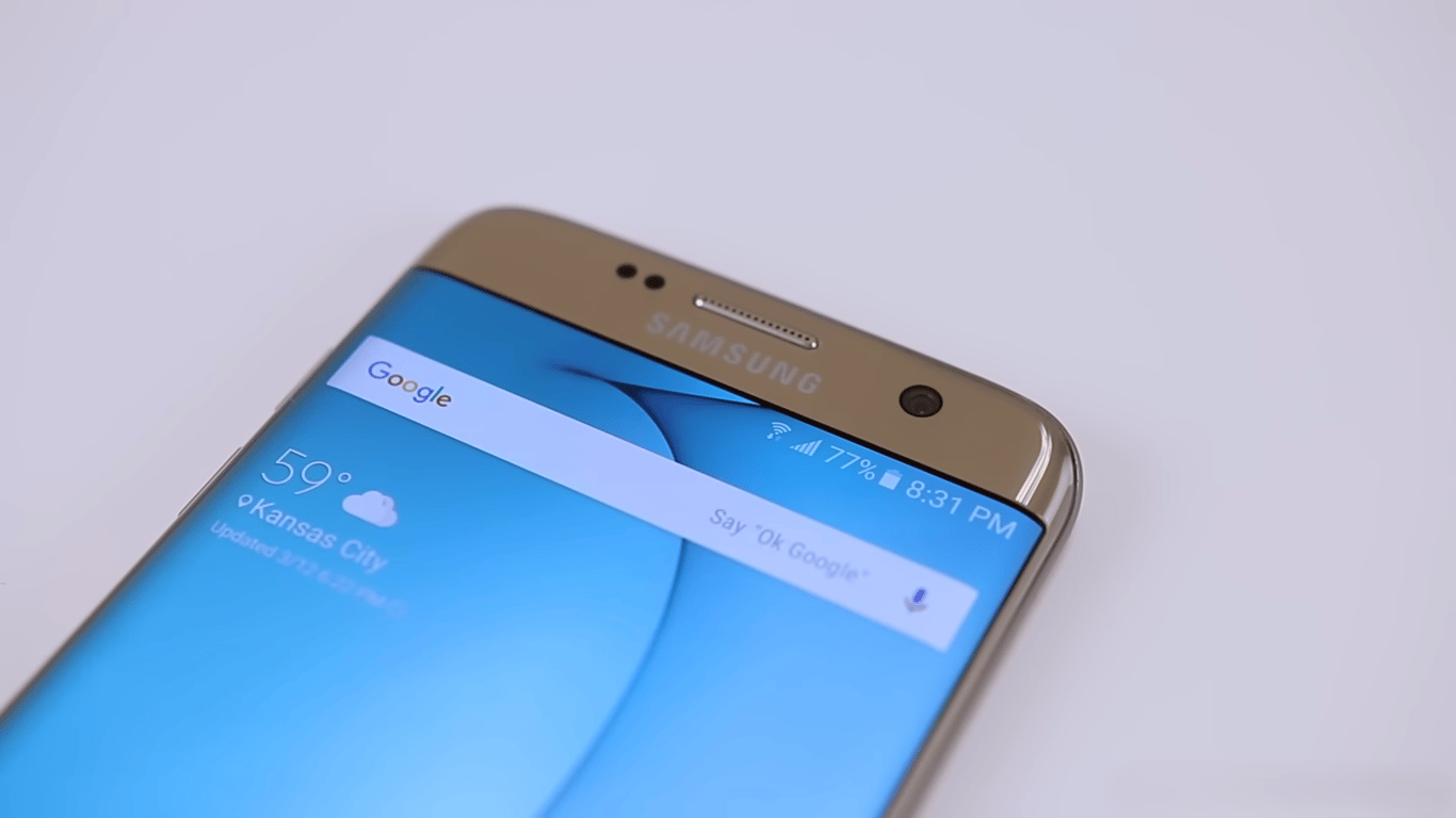 Їх всі копіювали: чому Samsung відмовилася від вигнутих Edge-екранів