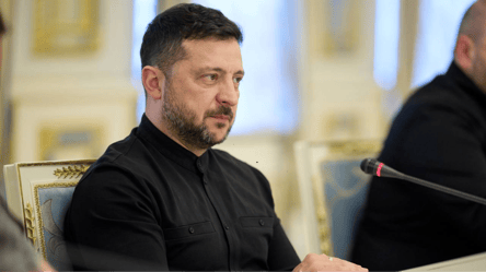 За 1300 км від фронту: Зеленський заявив про удару по НПЗ в Уфі - 290x160
