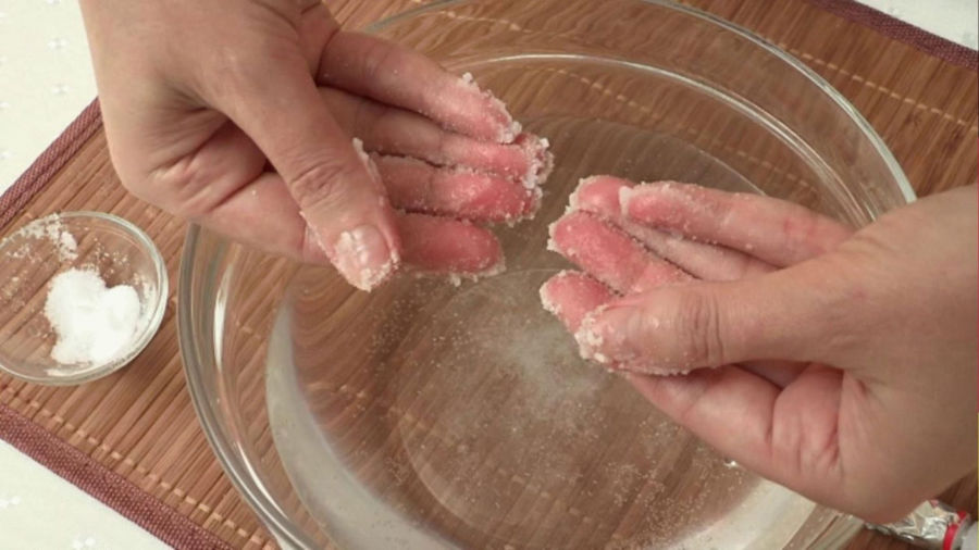 Як безпечно видалити силіконовий герметик з рук — п'ять перевірених способів - фото 1