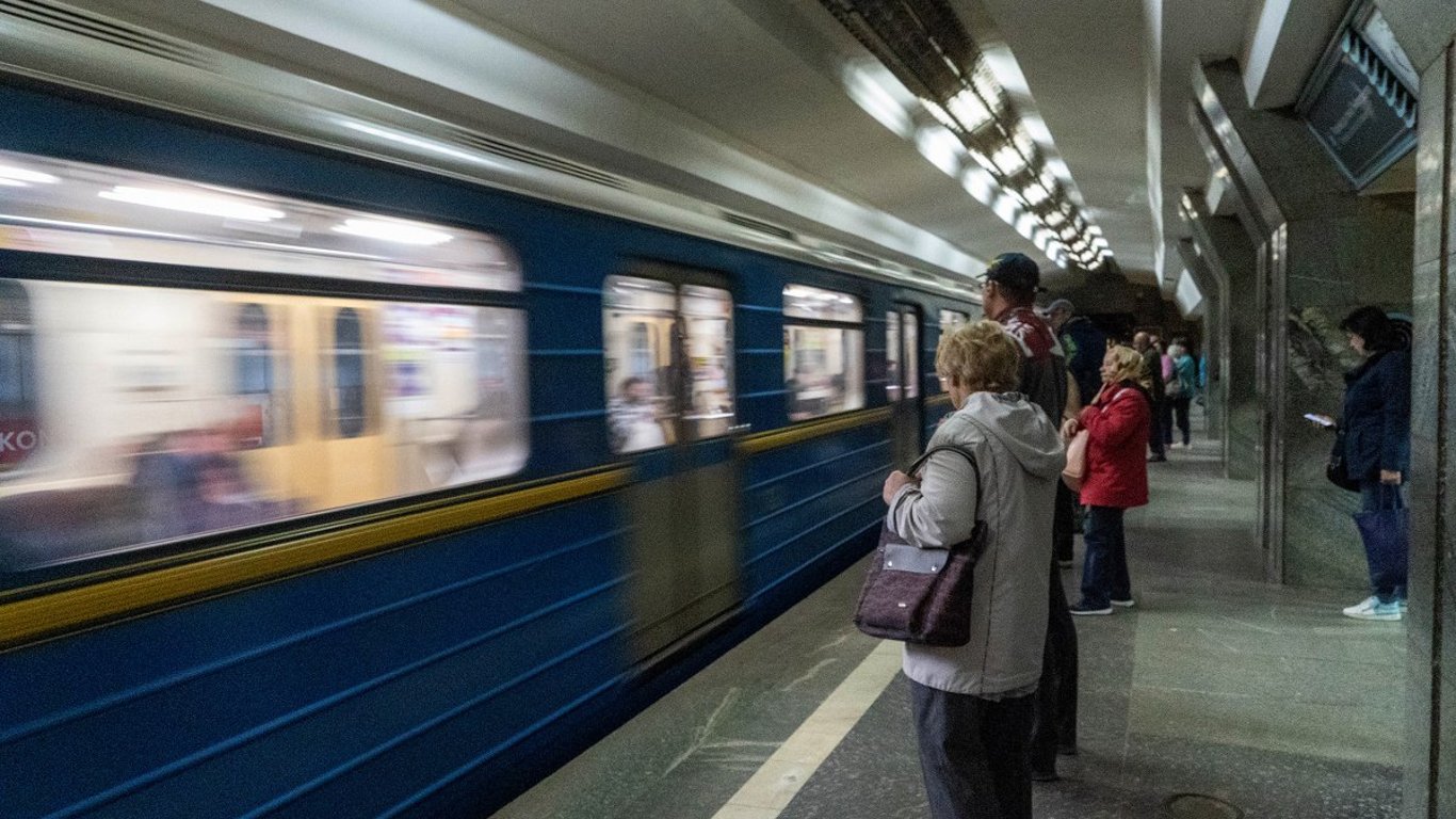 В Харькове останавливалось метро – в чем причина