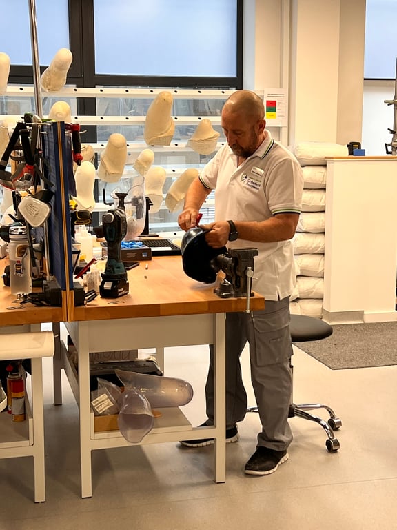 Виготовлення протезів для ветеранів