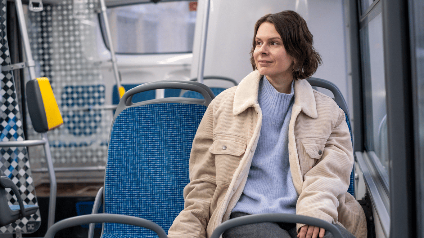 Жінка в маршрутці