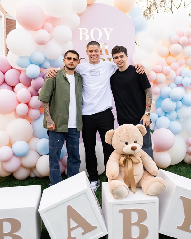 Денис Попов