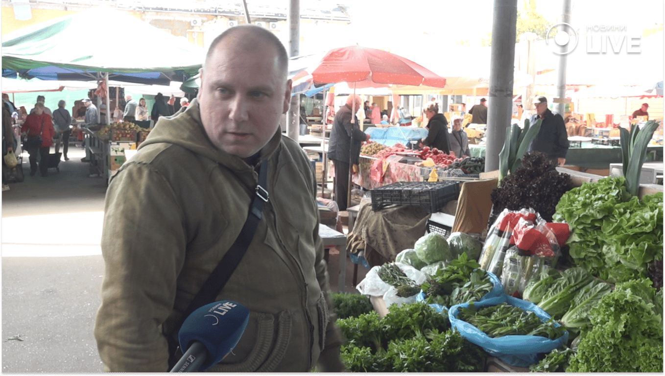 Весняний базар в Одесі: скільки коштують огірки та полуниця - фото 3