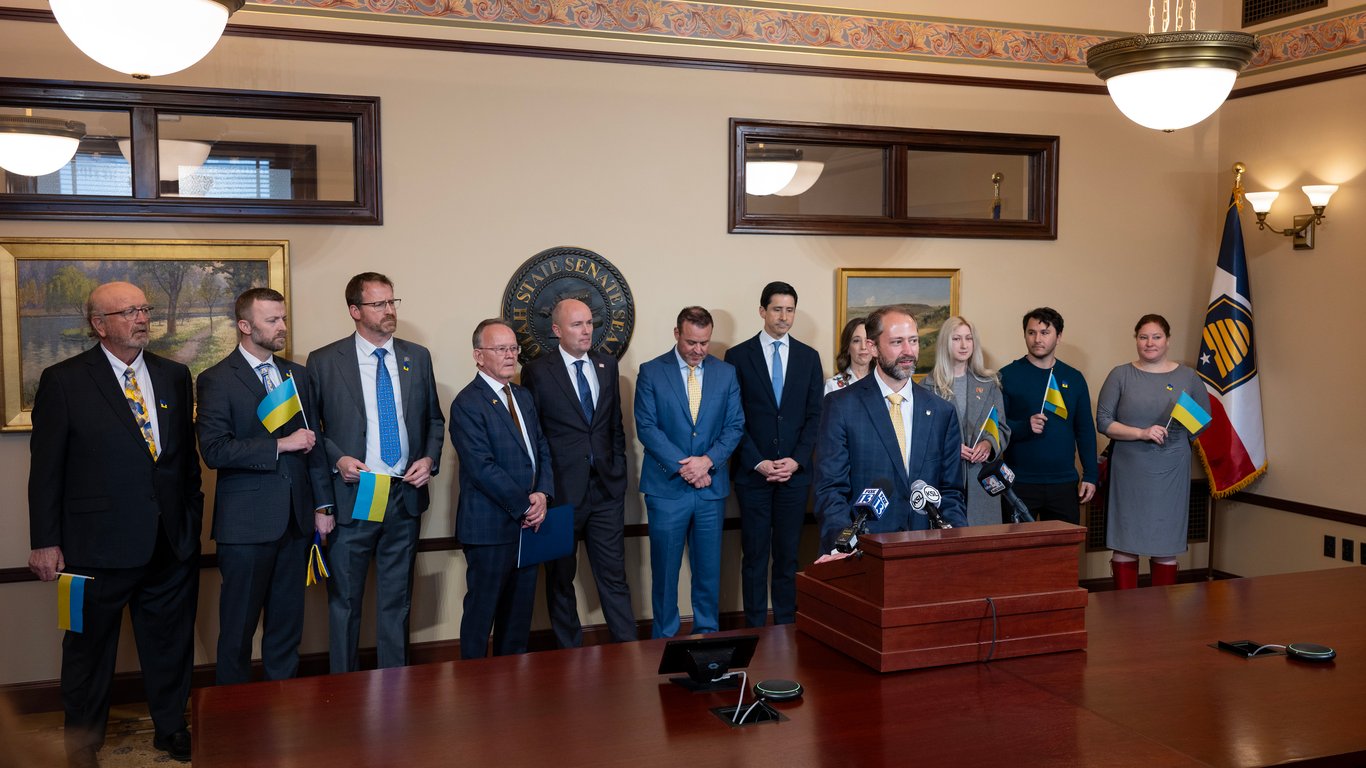 Церемонія на знак солідарності та дружби між штатом Юта та Україною