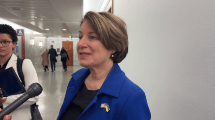 Russia must return abducted Ukrainian children — Klobuchar - 285x160