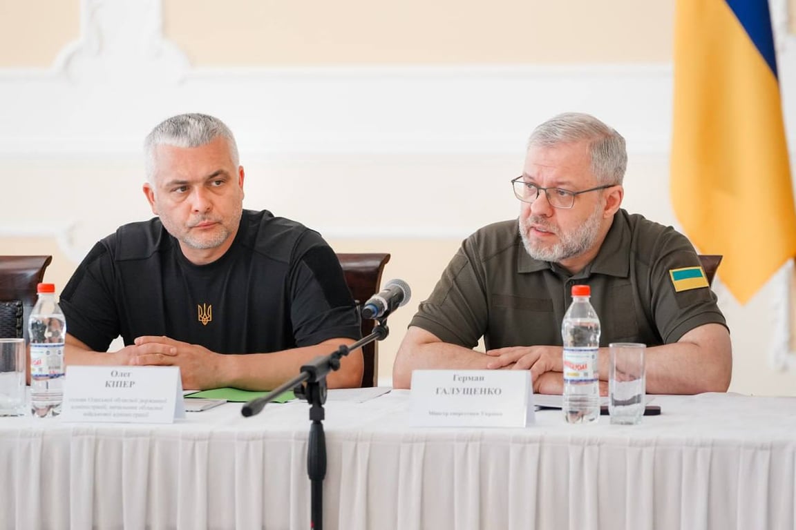 Олег Кіпер та герман Галущенко. Фото: Одеська ОВА