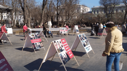 "Знайте героїв в обличчя": в Одесі влаштували акцію на підтримку військовополонених - 285x160