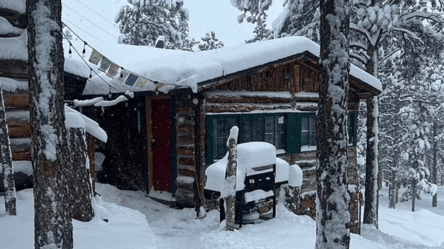 Холод в будинку та пуми за вікном — пара про життя в горах - 290x160