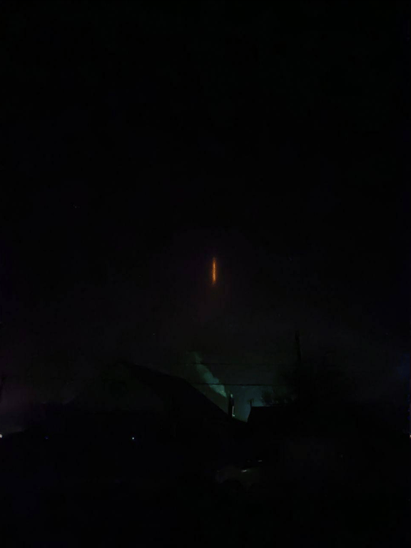 Небесное явление "световой столб" на Харьковщине вечером 1 марта 2025 года