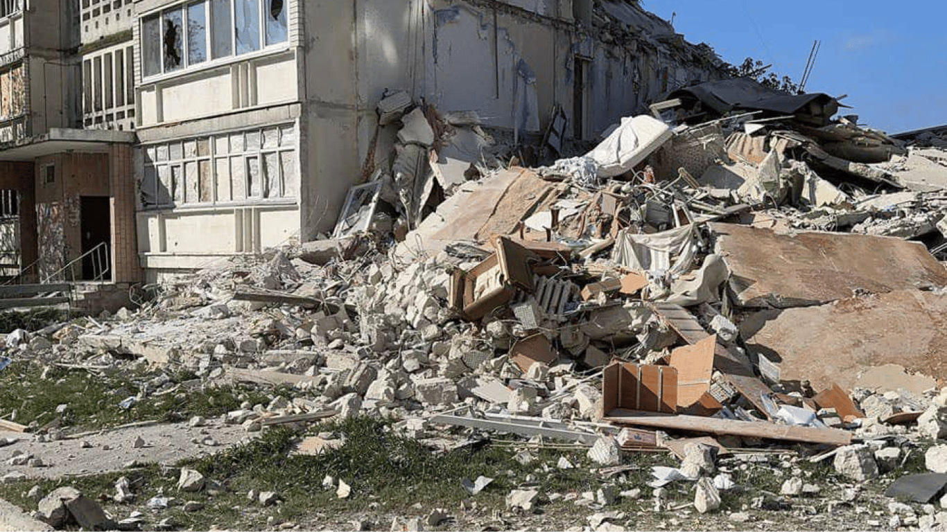 Российские войска обстреляли жилые дома в Харьковской области — есть погибшие