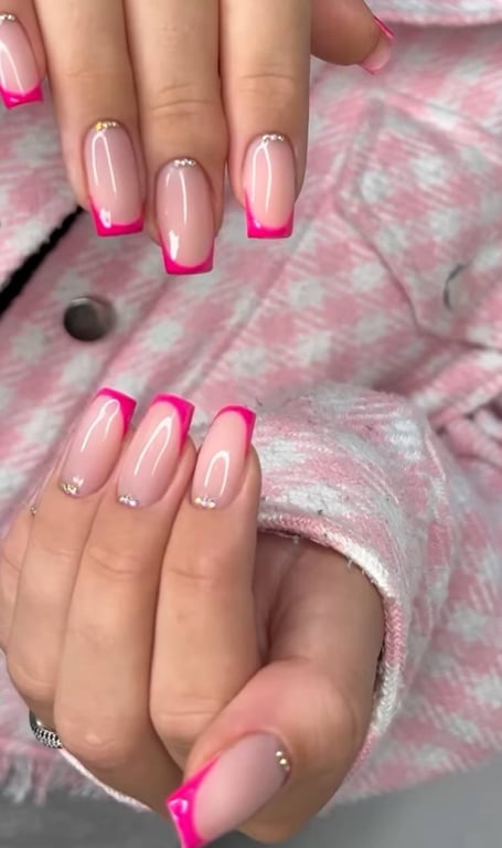 A bright jacket will definitely attract everyone's attention