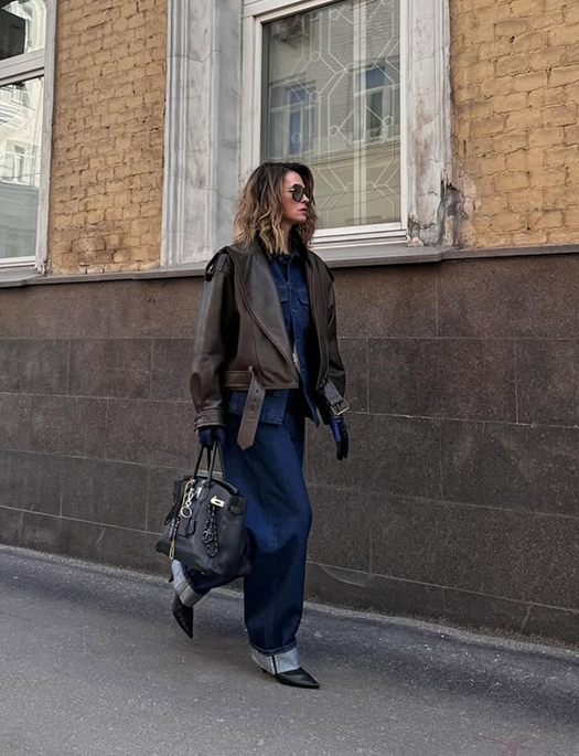 Чому одяг з 90-х знову у тренді