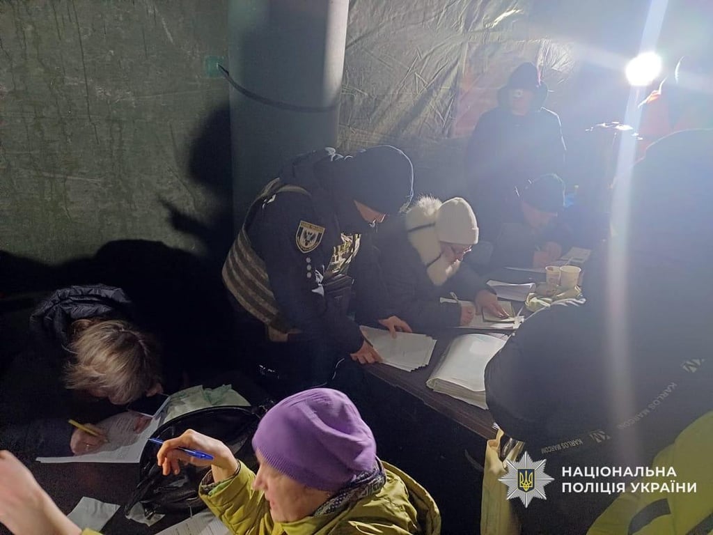 У Чернігові виросла кількість  постраждалих на місці удару РФ по будинку 