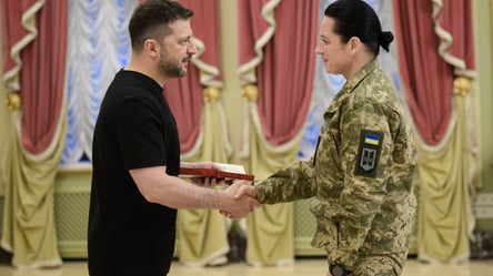 Зеленський відзначив медиків держнагородами та назвав їх прикладом для всього світу - 304x171