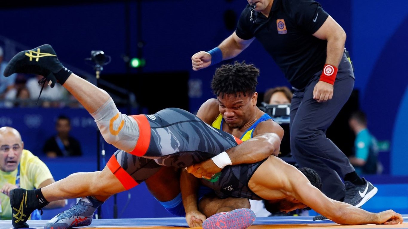 Жан Беленюк против Алиреза Мохмадипианы