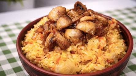 Пересипана капуста з грибною засмажкою до пісного столу - 304x171