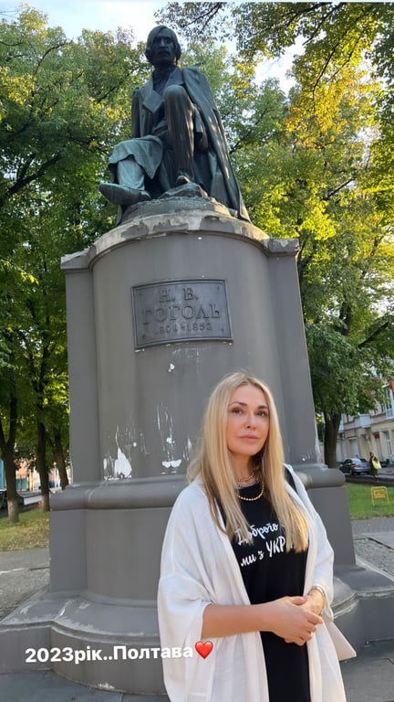 Молодша донька Ольги Сумської повторила юне фото своєї легендарної мами - фото 2