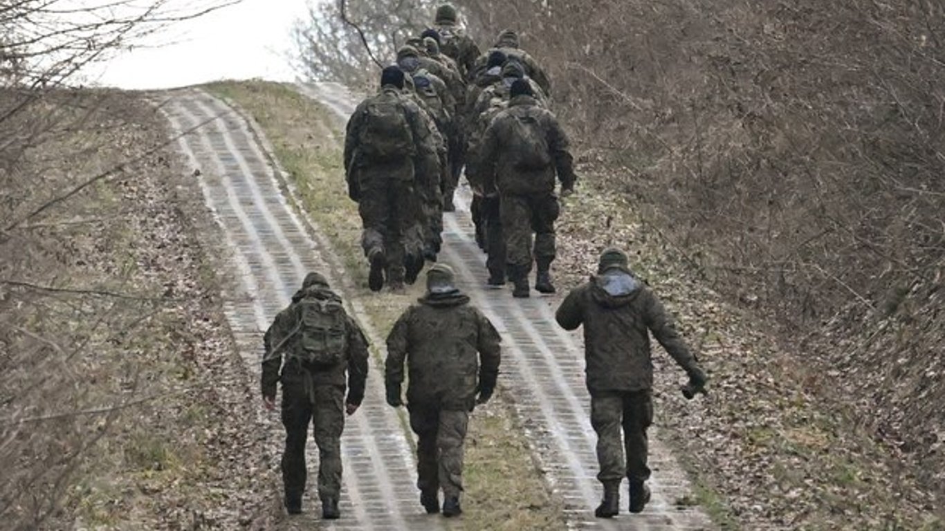 В Польше возле границы с Россией упал неизвестный летающий объект