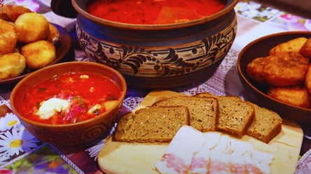 Традиционный украинский красный борщ по рецепту бабушки - 285x160