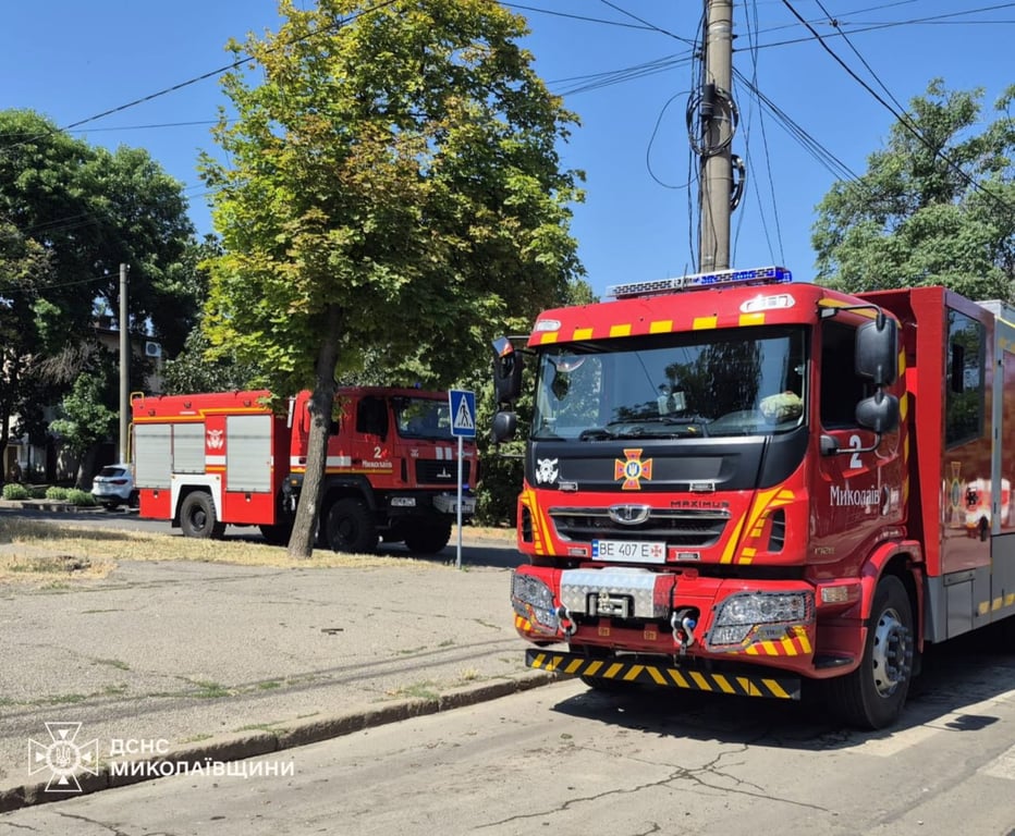 Удар дронами по Миколаєву — є постраждалі й руйнування - фото 2
