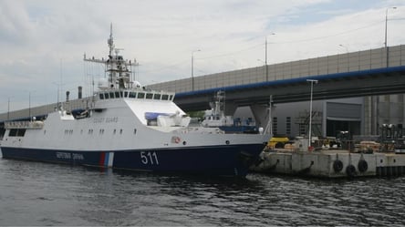 Минус еще одно судно РФ в Крыму: успешная атака Украины - 290x166