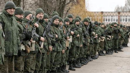 Оккупанты готовят специальные "военкоматы" для принудительной мобилизации в Донецкой области - 285x160