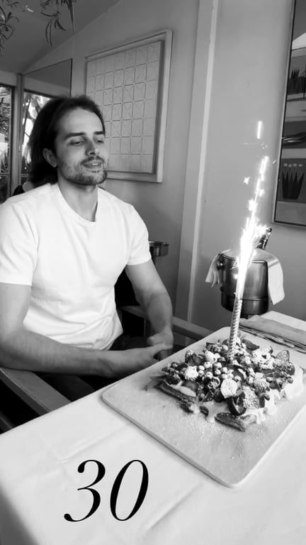 Софія Ротару привітала з ювілеєм онука, який втік за кордон - фото 2