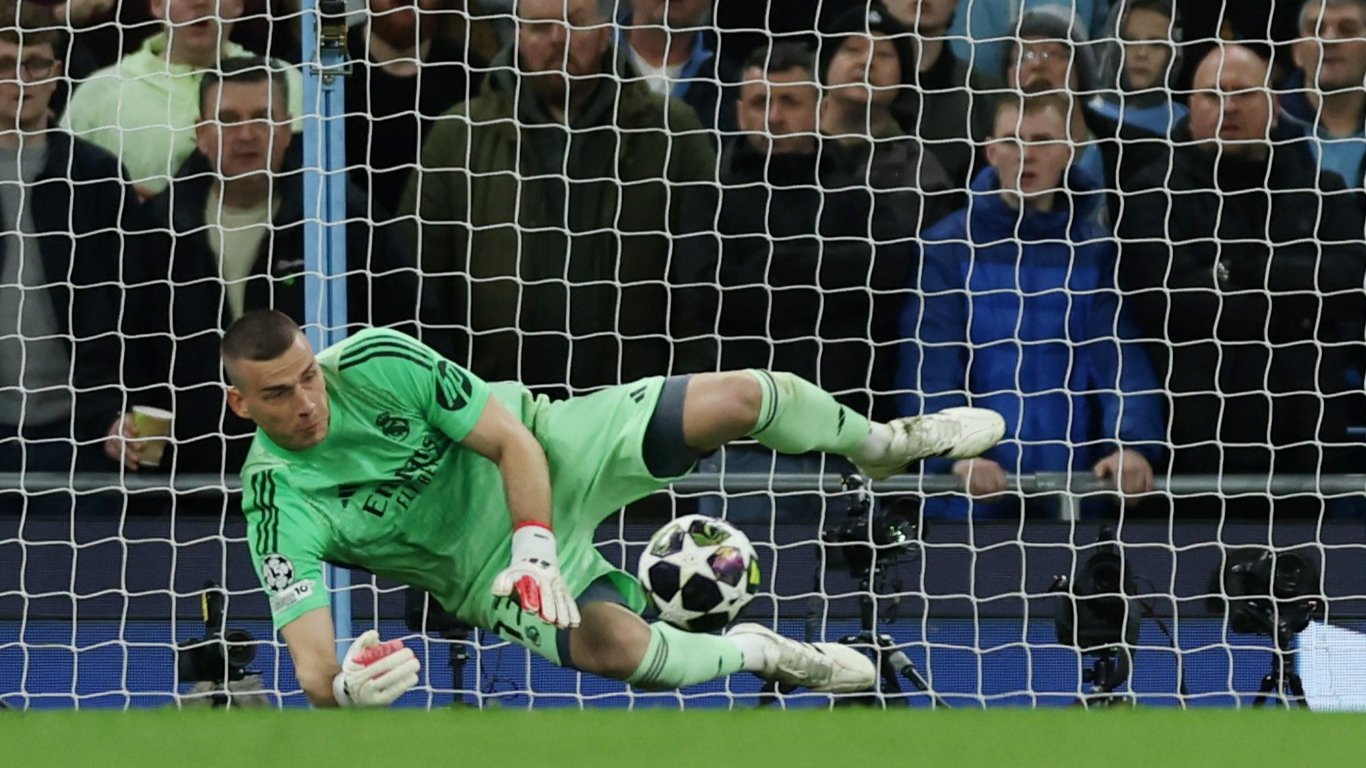 Лунін зіграє в наступному матчі Реала через травму Куртуа