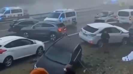 У Фінляндії через ожеледицю зіткнулися десятки машин - 290x166