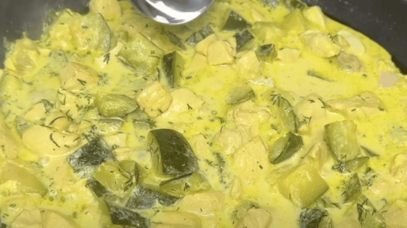 рецепт вечері з кабачків та курки