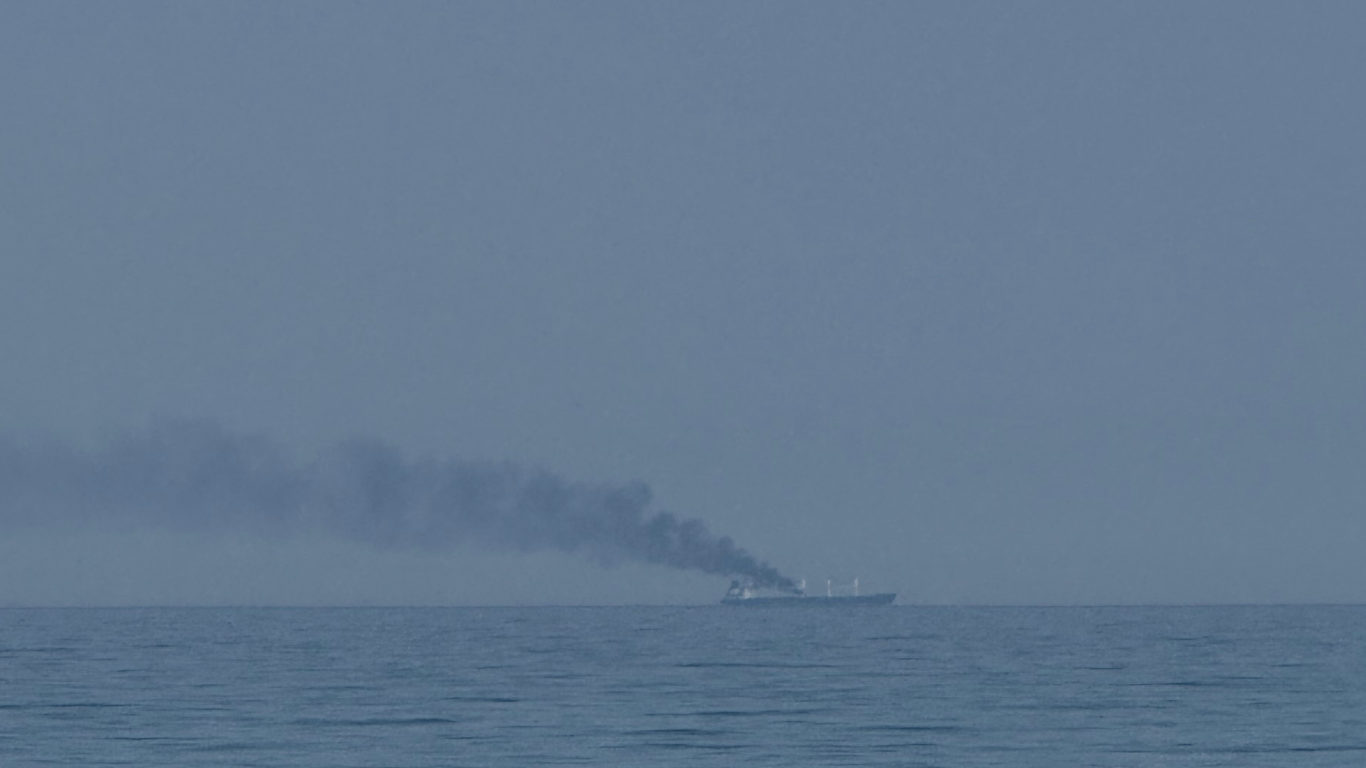 Росія атакувала судно на Одещині: загинув український моряк