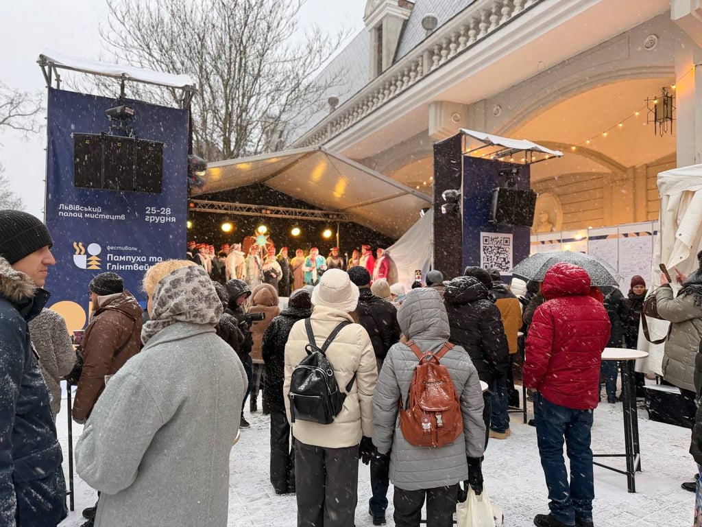 Фестиваль пампуха та глінтвейну у Львові з 25 по 28 грудня