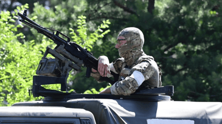 Скільки разів окупанти обстріляли Україну за добу: зведення Генштабу - 285x160