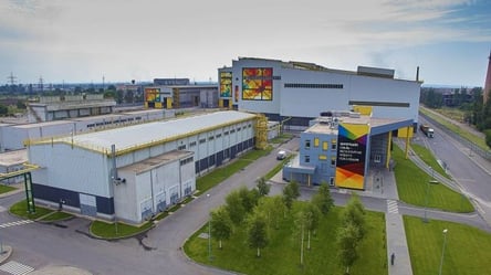 У Дніпрі РФ вдарила по підприємству Інтерпайп: відомо про 4 загиблих - 290x160